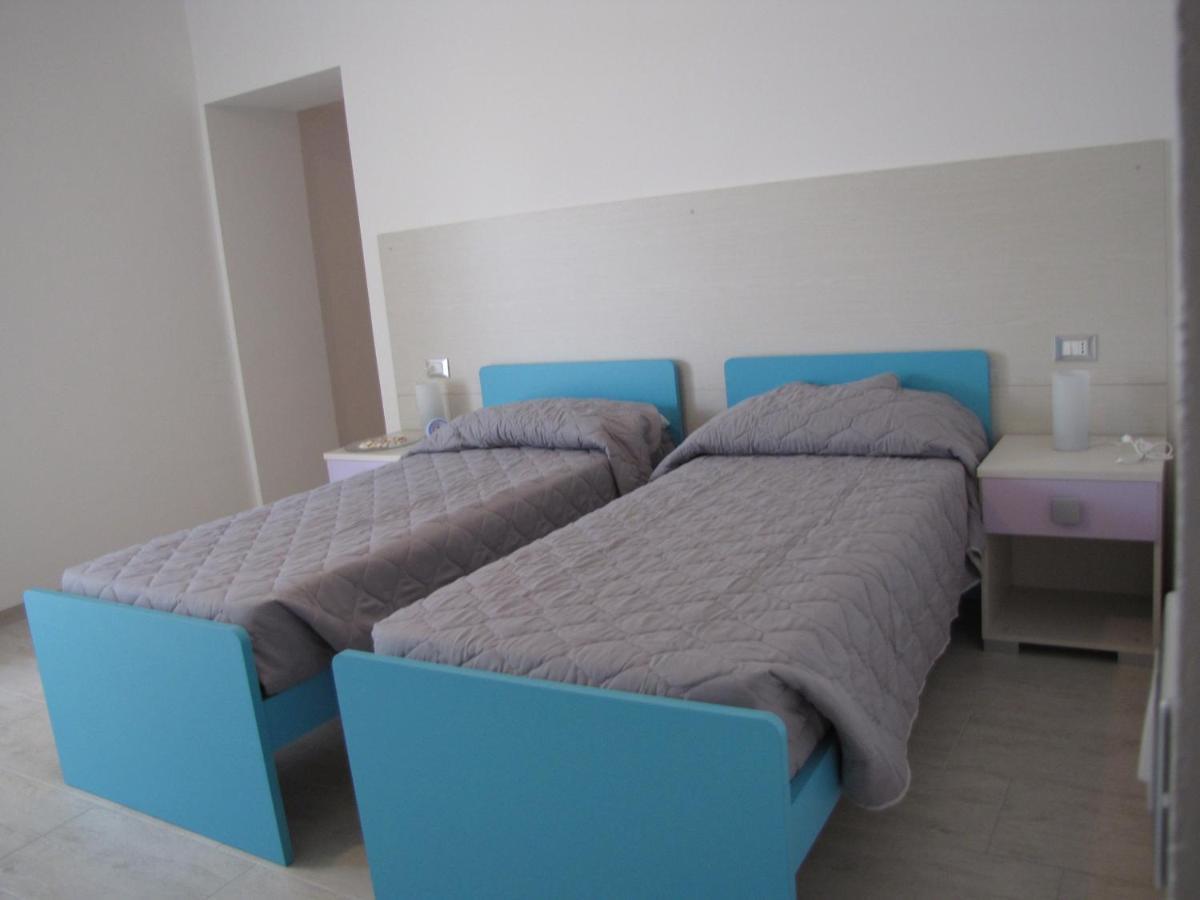 Quattro Stagioni Hotel Padula Luaran gambar